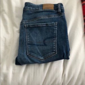 American eagle blue jeans